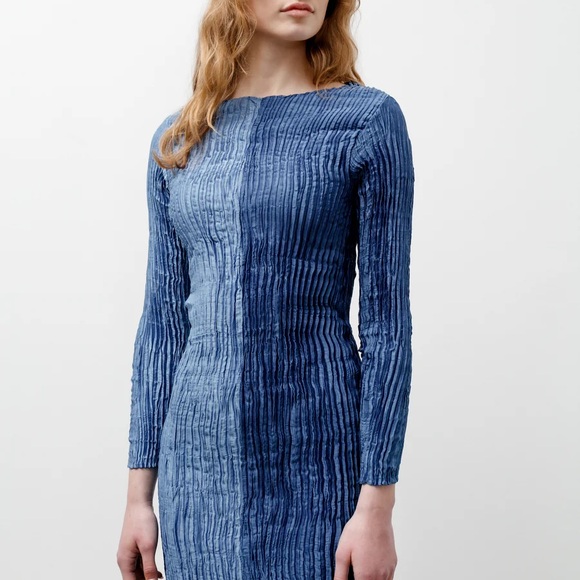 Azur Silk Plissé dress, Indigo two tone, M - Picture 3 of 8
